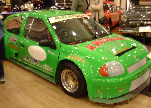 clio-racing-car--front